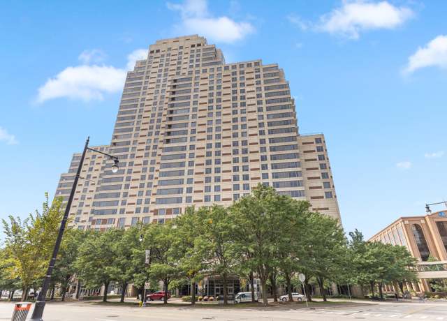 Property at 43 Campau Cir NW, Grand Rapids, MI 49503, 2 beds, 2 baths