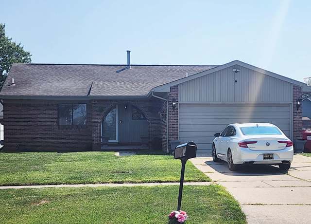 Property at 46462 Plum Grove Dr, Macomb, MI 48044, 3 beds, 1.5 baths