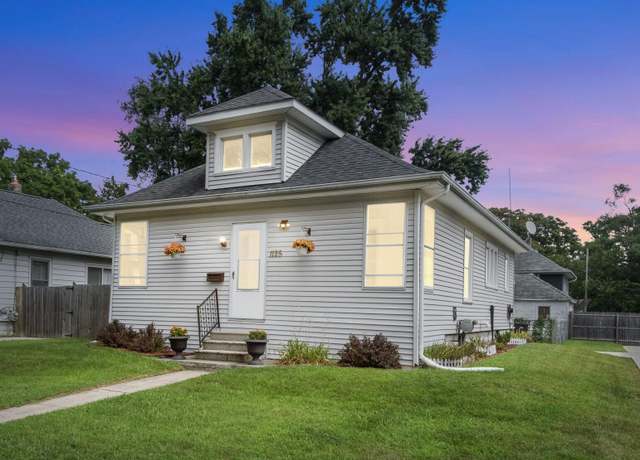 Property at 1125 Walker St, Jackson, MI 49202, 2 beds, 1 bath
