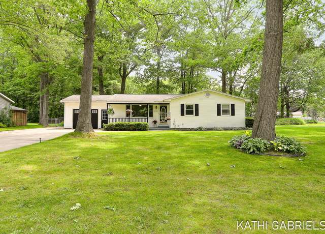 Property at 14505 Angelus Cir, Grand Haven, MI 49417, 3 beds, 1 bath