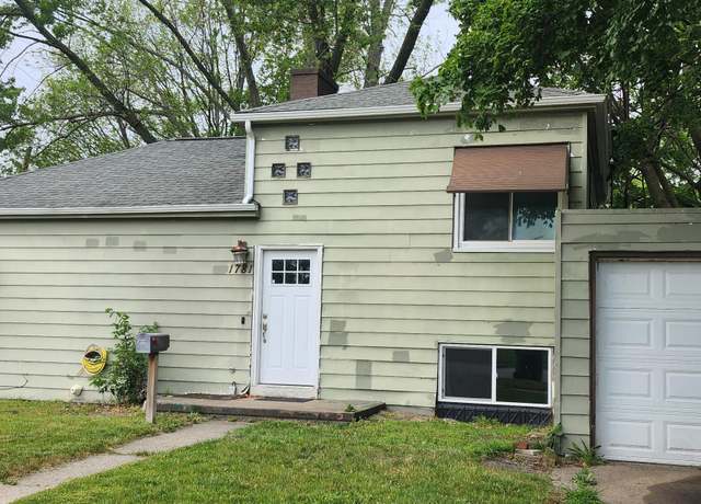 Property at 1781 Davis St, Muskegon, MI 49441, 3 beds, 1 bath