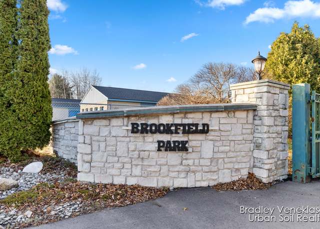 Property at 7165 Juniper Ct, Norton Shores, MI 49456