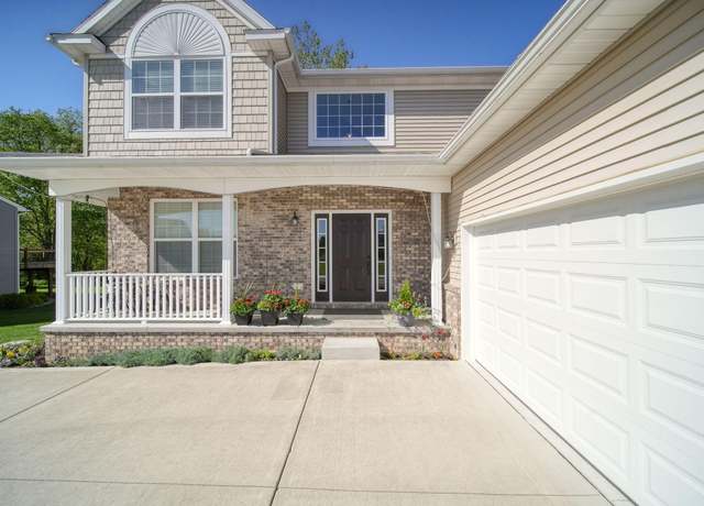 Property at 10478 River Edge Rd, Saline, MI 48176, 4 beds, 2.5 baths