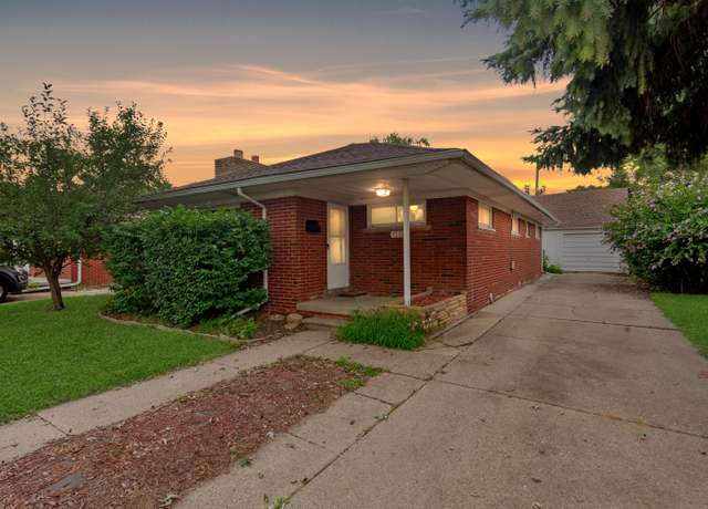 Property at 7231 Weingartz St, Center Line, MI 48015, 3 beds, 1.5 baths