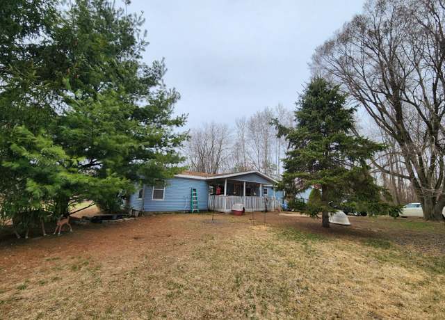 Property at 8645 Alpine Ave NW, Sparta, MI 49345, 3 beds, 2 baths