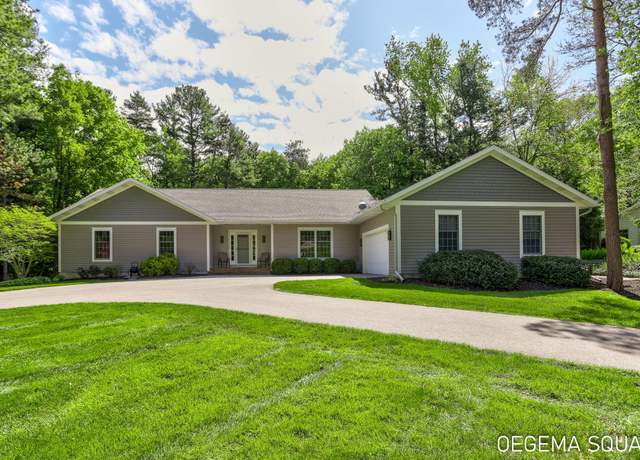 Property at 11646 Garnsey Ave, Grand Haven, MI 49417, 3 beds, 2.5 baths