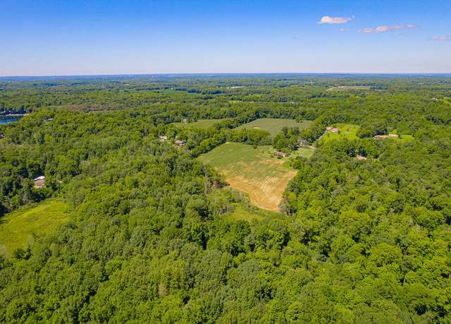 Property at 1936 E Clear Lake Rd, Buchanan, MI 49107