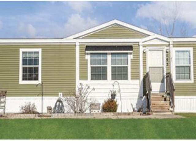 Property at 1133 Yeomans St #193, Ionia, MI 48846, 3 beds, 2 baths