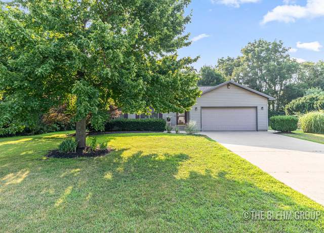 Property at 115 Shirley Ave, White Pigeon, MI 49099, 3 beds, 2 baths