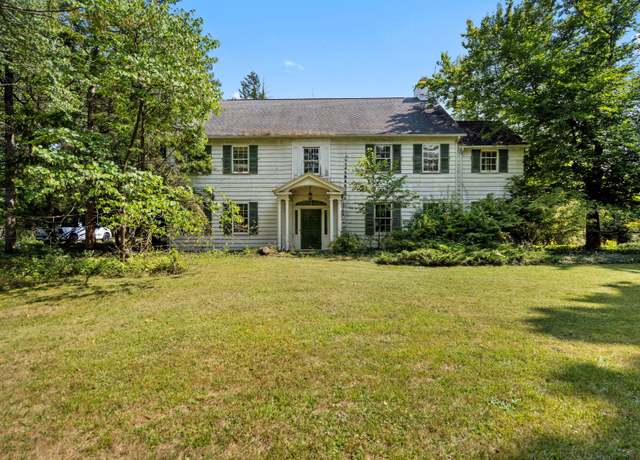 Property at 1155 Arlington Blvd, Ann Arbor, MI 48104, 4 beds, 3.5 baths