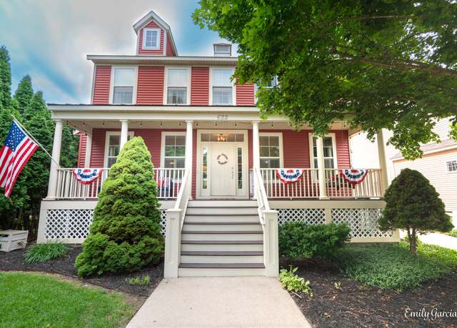 Property at 622 Cedar Square St, Holland, MI 49423, 5 beds, 3.5 baths