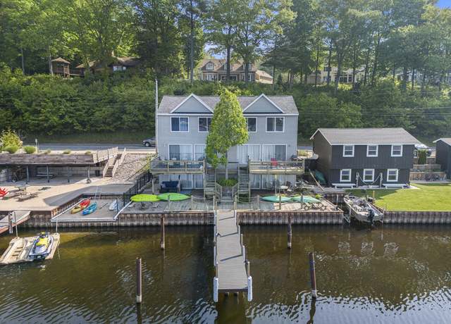 Property at 5293 W Monroe Rd, Pentwater, MI 49449, 5 beds, 4 baths