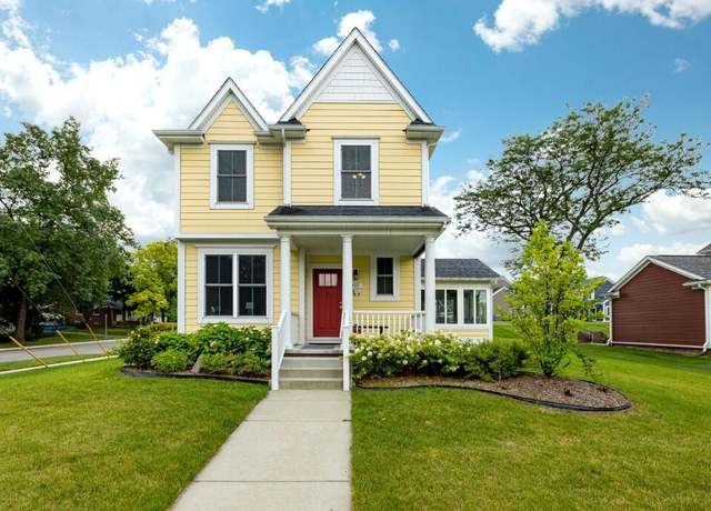 Property at 407 W Bennett St, Saline, MI 48176, 4 beds, 3.5 baths