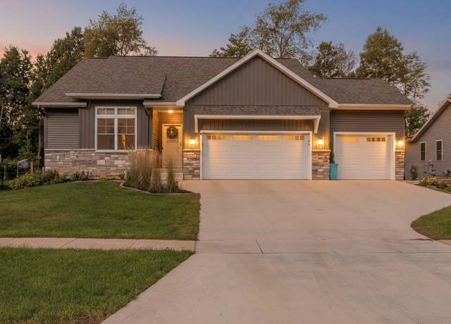 Property at 10694 Chancellor St, Portage, MI 49002, 4 beds, 2 baths