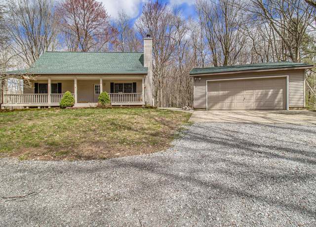 Property at 4714 N Lincoln Rd, Ludington, MI 49431, 4 beds, 2 baths