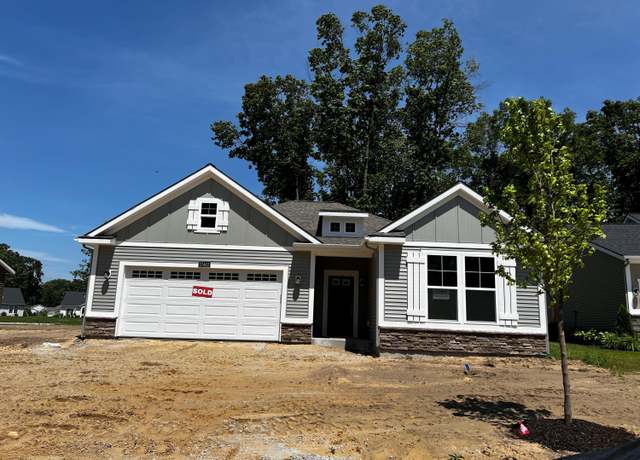 Property at 17462 Baltrusol Dr, Spring Lake, MI 49456, 2 beds, 2 baths
