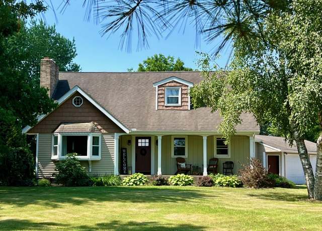 Property at 7220 W 64th St, Fremont, MI 49412, 5 beds, 2.5 baths