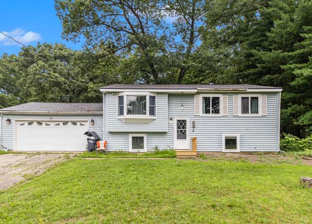 Property at 9082 W Op Ave, Kalamazoo, MI 49009, 5 beds, 2 baths