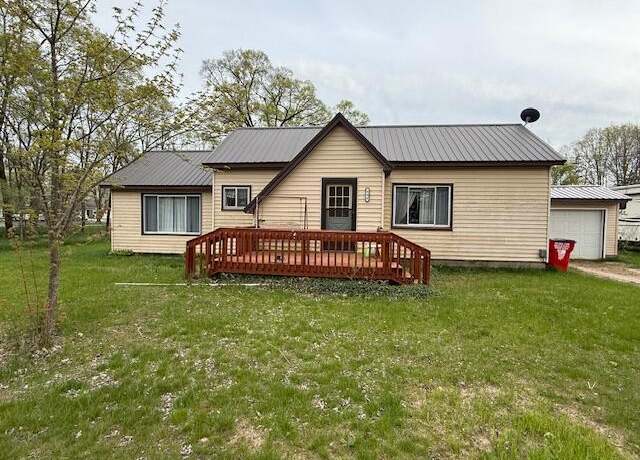 Property at 400 E Michigan Ave, Hesperia, MI 49421, 2 beds, 1 bath