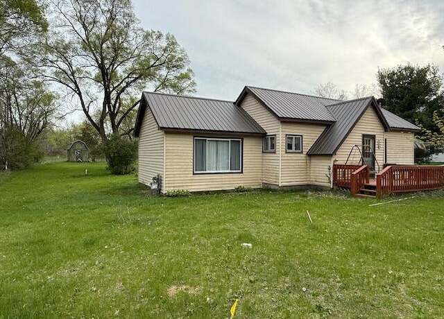Property at 400 E Michigan Ave, Hesperia, MI 49421, 2 beds, 1 bath