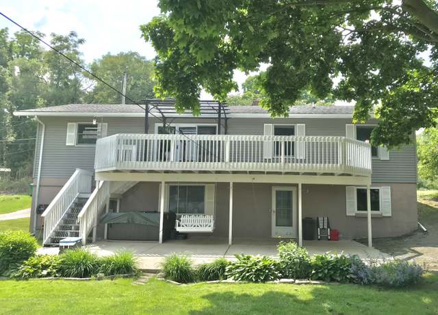 Property at 66223 Grey Lake Rd, Sturgis, MI 49091, 4 beds, 1.5 baths