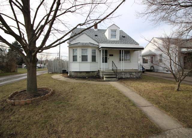 Property at 940 Cora St, Wyandotte, MI 48192, 3 beds, 2 baths
