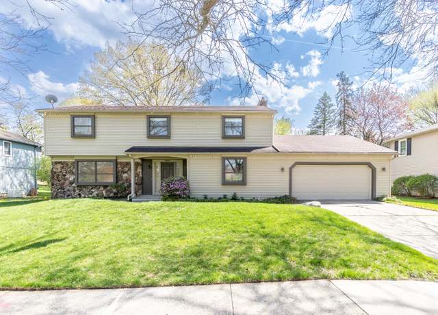 Property at 3660 Windemere Dr, Ann Arbor, MI 48105, 5 beds, 2.5 baths