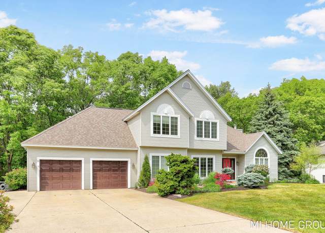 Property at 2103 Woodlark Dr, Holland, MI 49424, 4 beds, 2.5 baths