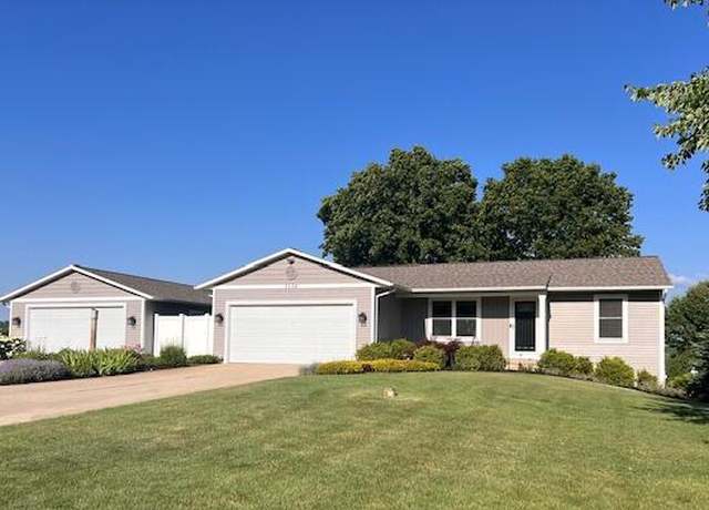 Property at 2138 Rozell Dr, Middleville, MI 49333, 3 beds, 2.5 baths