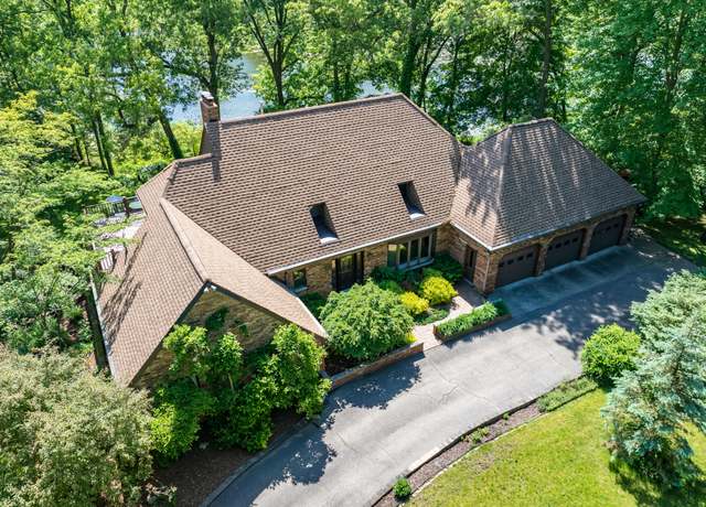 Property at 9420 Whim Trl, Richland, MI 49083, 5 beds, 3.5 baths