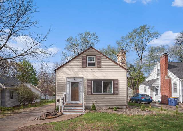 Property at 861 Nevada St SE, Grand Rapids, MI 49507, 3 beds, 1.5 baths
