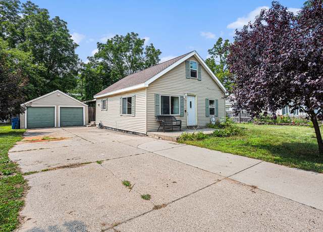 Property at 5529 Averill Ave SW, Grand Rapids, MI 49548, 5 beds, 1.5 baths