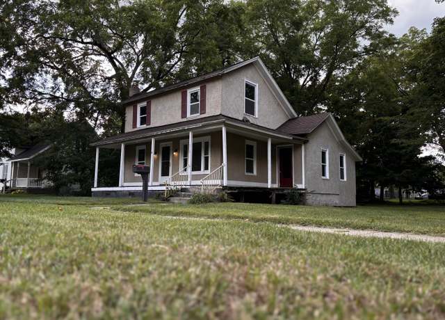 Property at 318 S Fair St, Otsego, MI 49078, 3 beds, 1 bath