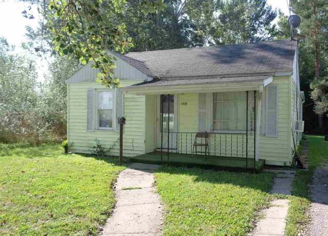 Property at 1519 Gilbert St, Saginaw, MI 48602, 2 beds, 1 bath
