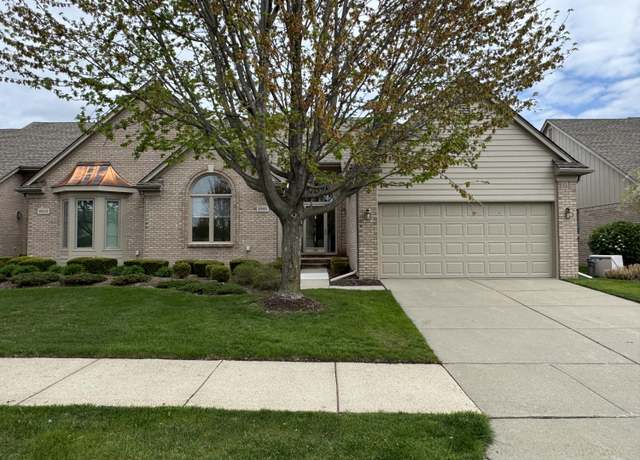 Property at 20441 Columbia Dr, Macomb, MI 48044, 2 beds, 2 baths