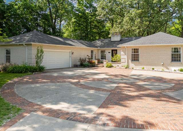 Property at 265 Glazier Rd, Chelsea, MI 48118, 5 beds, 3.5 baths