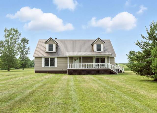 Property at 6886 Duquette Rd, Melvin, MI 48454, 3 beds, 2.5 baths