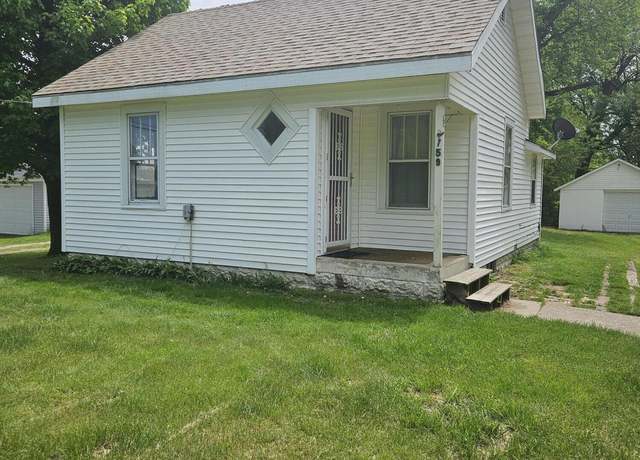 Property at 2759 Riverside Rd, Benton Harbor, MI 49022, 2 beds, 1 bath