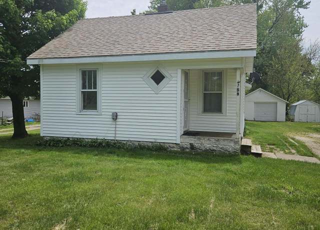 Property at 2759 Riverside Rd, Benton Harbor, MI 49022, 2 beds, 1 bath