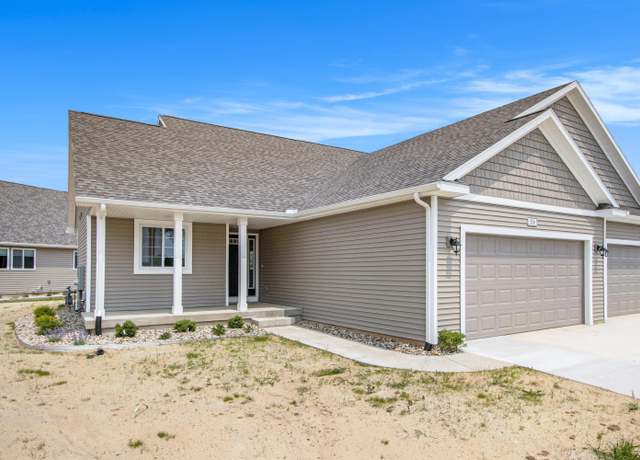 Property at 558 Mckinley Ct, Three Rivers, MI 49093, 2 beds, 2 baths