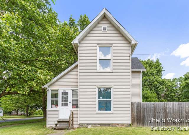Property at 803 S Hanover St, Hastings, MI 49058, 3 beds, 1 bath