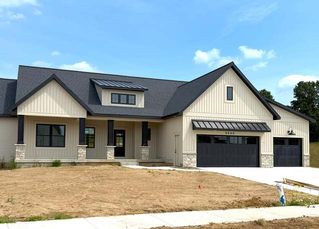 Property at 6640 Walnut Run Dr NE, Rockford, MI 49341, 3 beds, 2 baths