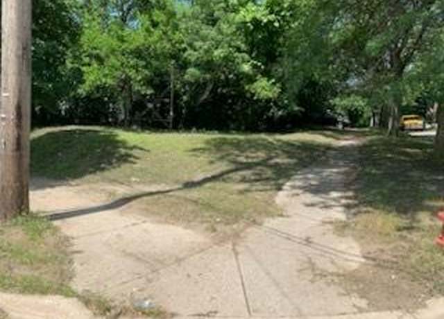 Property at 812 Page Ave, Jackson, MI 49203
