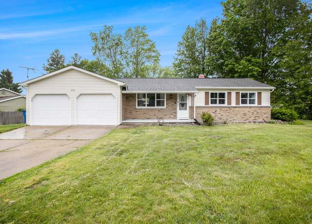 Property at 1246 Chalmers Dr, Battle Creek, MI 49015, 3 beds, 2 baths