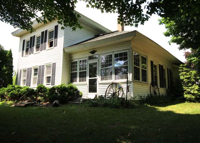 Property at 14585 E V Ave, Fulton, MI 49052, 3 beds, 2 baths
