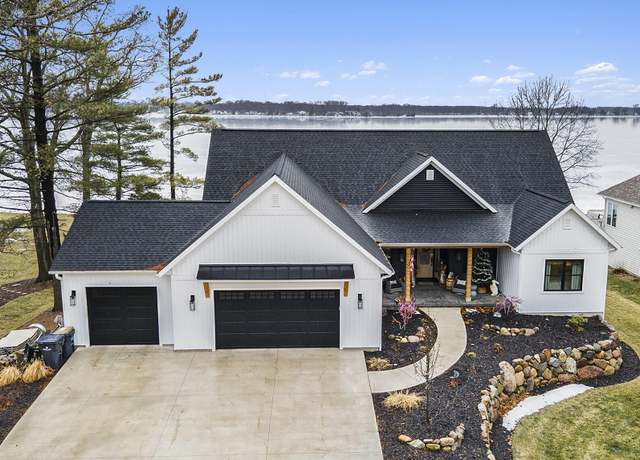 Property at 9336 E Shore Dr, Portage, MI 49002, 3 beds, 2.5 baths