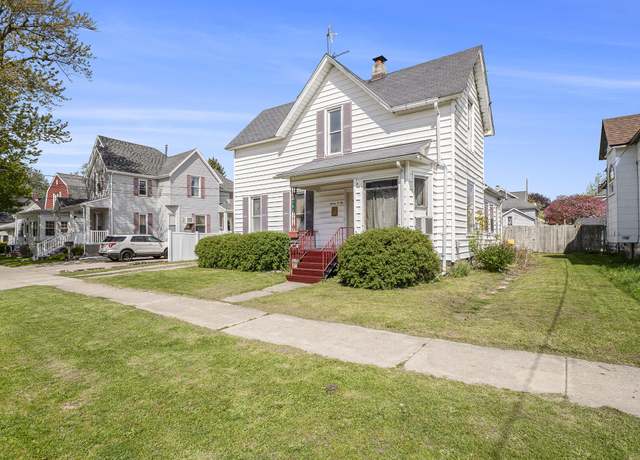 Property at 706 N Linn St, Bay City, MI 48706, 6 beds, 2 baths