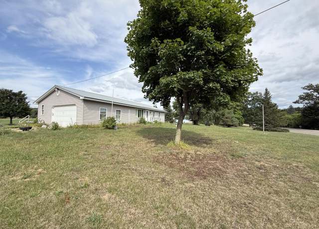Property at 17474 15 Mile Rd, Big Rapids, MI 49307, 3 beds, 1.5 baths