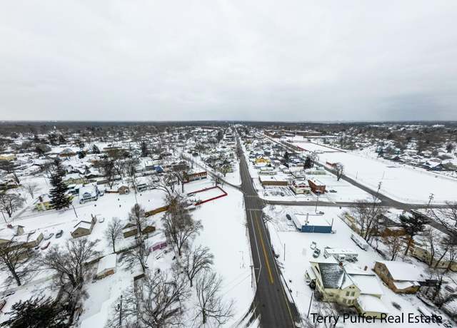 Property at 1250 Peck St, Muskegon, MI 49441