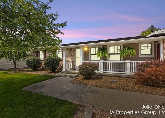 Property at 4059 Ponca Dr SW, Grandville, MI 49418, 4 beds, 2.5 baths